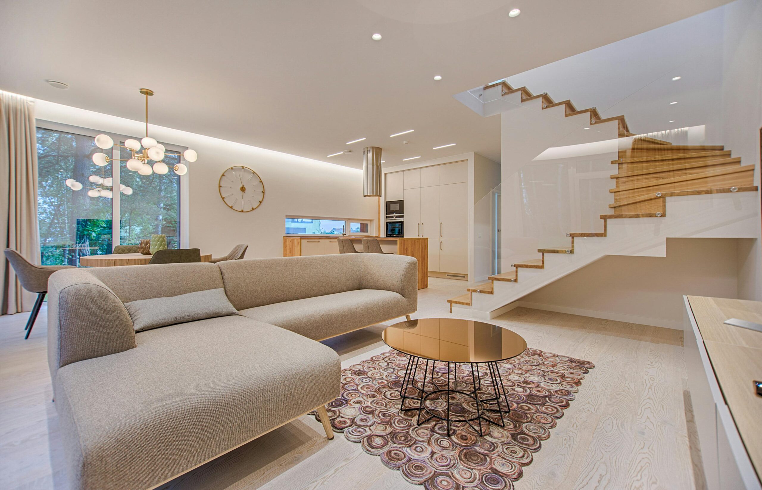 Accent Walls and Interior Decorations
